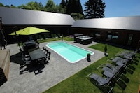 Villa in Manhay met privézwembad