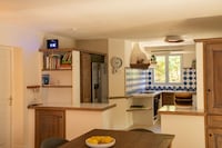 Villa bei Les Vans mit privatem Pool