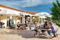 Casa de vacaciones adosada con terraza