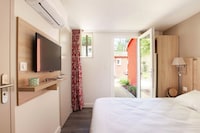 Resort in Arles met zwembaden bij Camargue