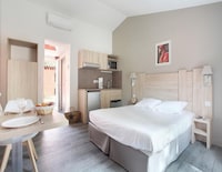 Resort in Arles nahe Camargue Flamingos