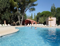 Resort in Arles nahe Camargue Flamingos