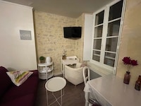 Apartment in Bayeux near Beaches & Tapestry