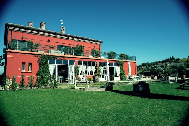 Wohnung in Coriano bei Weinbergen & Strand