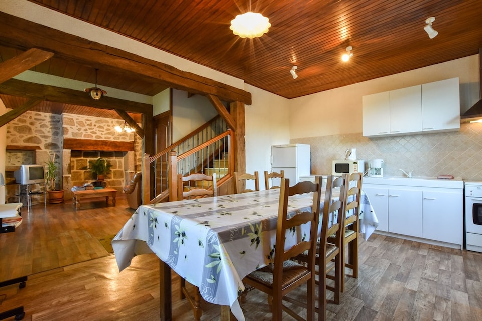 Casa en Sénezergues cerca de Château Calmont, Sénezergues
