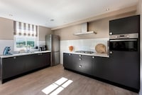 Holiday Home near Dutch Coast & Green Park