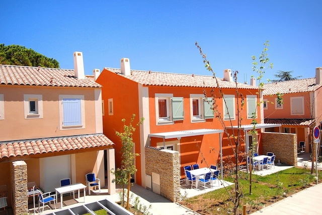Maisonette in Aigues-Mortes bij Flamingo's