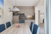 Villa in Kijkduin near North Sea Beach