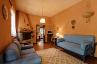 Villa bei Montecchio Vespoli mit Pool