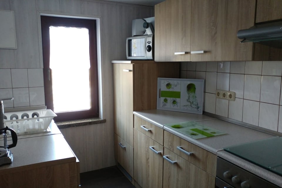 Schönes Ferienhaus in Altenfeld mit eigenem Pool, Altenfeld