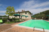 Cascina a San Gimignano vicino Cisterna