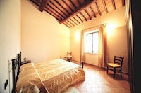 Casale ad Asciano con piscina e barbecue