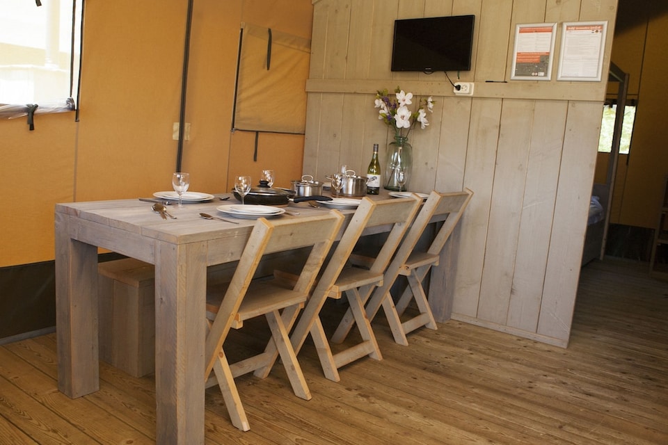 Tienda Safari en Países Bajos con Terraza, Voorthuizen