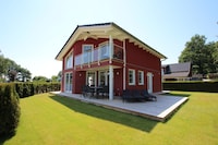 Vakantiehuis aan Dümmermeer met Privéstrand