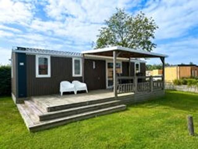 Chalet Aqua in Nederland met Veranda, Koudekerke