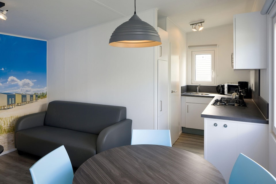 Chalet in Kamperland near the Beach, Noord-Beveland