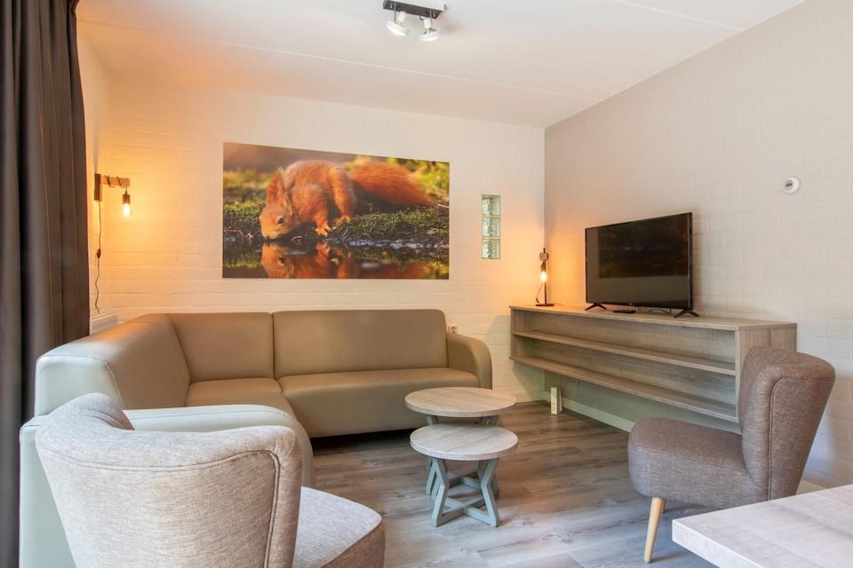 Holiday Home near De Biesbosch & Breda, Oosterhout