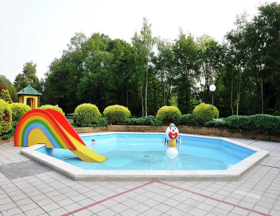 Chalet en parque vacacional con terraza, Baarle-Nassau