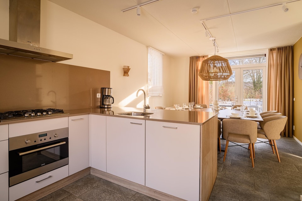 Villa elegante con sauna y jardín, Maastricht