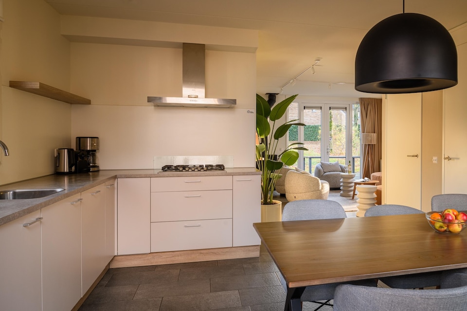 Villa en Maastricht con Sauna y Jacuzzi, Maastricht