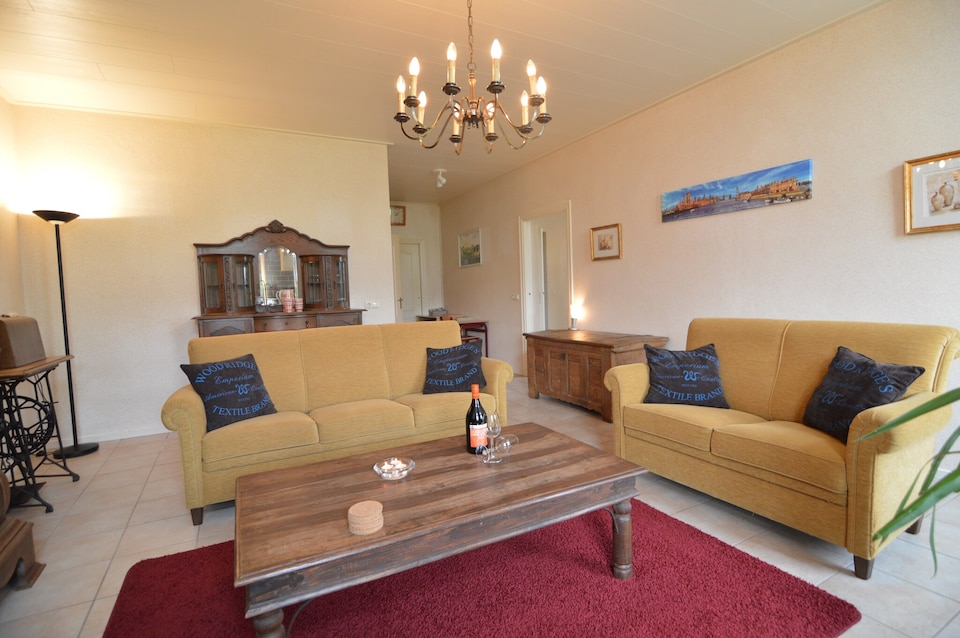 Farmhouse in Haarlo near Lake Hambroek, Haarlo