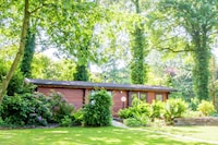 Chalet in Overijssel mit großer Terrasse