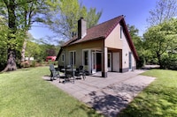Freistehendes Haus mit Garten in Niederlande