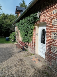 Holiday Home near Alabaster Coast