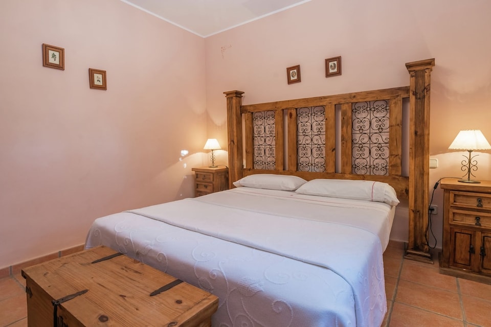 Holiday Home in Tajo Reserve with Pool, Herrera de Alcántara