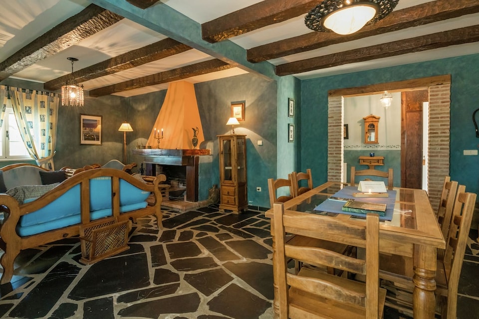 Holiday Home in Tajo with Pool, Terrace, Herrera de Alcántara