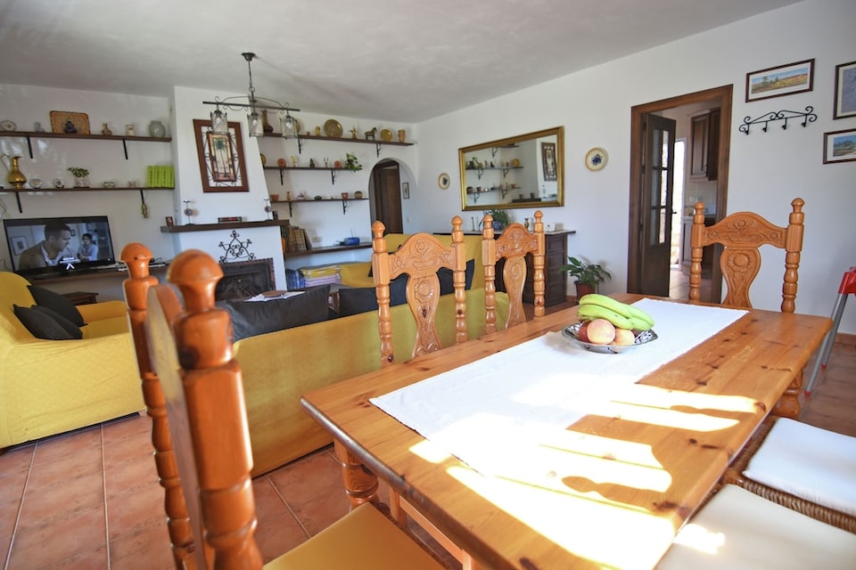 Villa in Mijas with Private Pool, Mijas