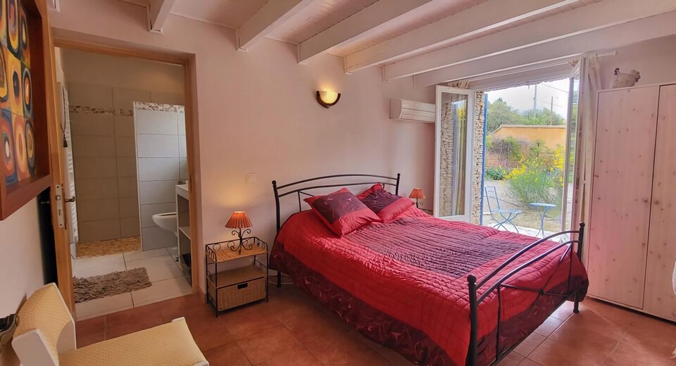 Villa en Villes-sur-Auzon con Piscina y Jardín, Villes-sur-Auzon