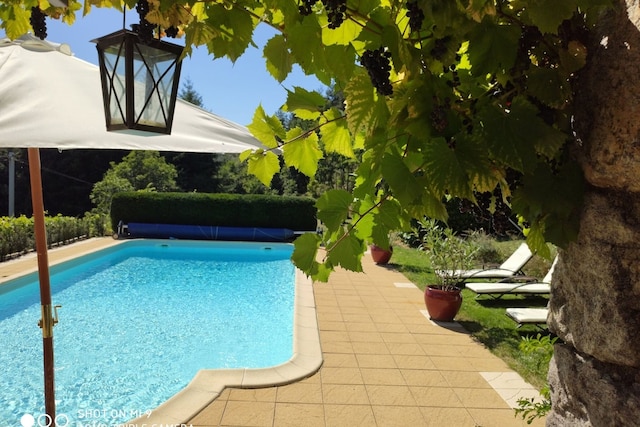 Ferienhaus mit privatem Schwimmbad, Saint-Basile