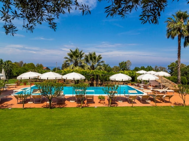 Villa in Ricadi mit Strand und Meer, Ricadi