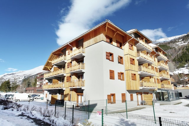 Wohnung in Hautes-Alpes mit Pool