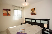 Appartement in Mandelieu met Uitzicht op Marina
