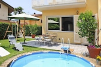 Villa in Camaiore bij Zandstranden