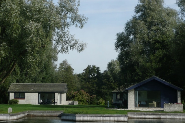 Bungalow on Island with Private Rowing Boat