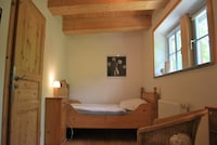 Apartment in Thuringia with Sauna and Garden
