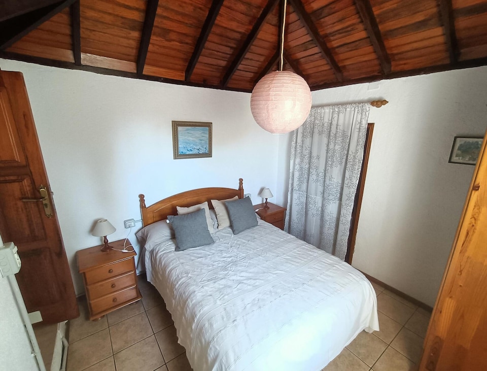 Spacious bungalow in El Paso for family, El Paso