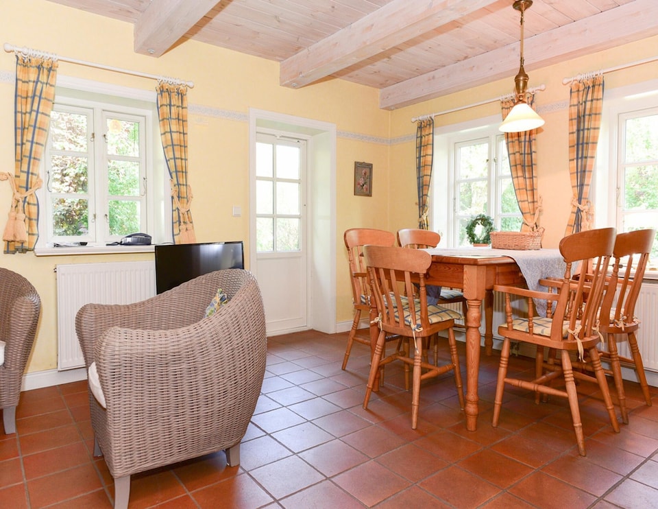 Casa en Oldsum con Terraza Romántica, Oldsum