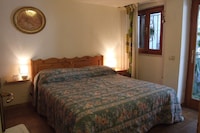 Holiday Home in Castagneto near the Beach