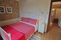 Vakantiehuis in Foligno met zwembad en tuin