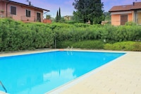 Ferienhaus Bardolino mit Pool am See