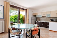Ferienhaus in Bardolino mit Pool am See