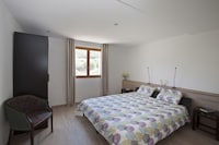 Villa in Roquebrun mit Pool und Terrasse