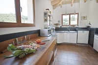 Villa in Roquebrun mit Pool und Terrasse