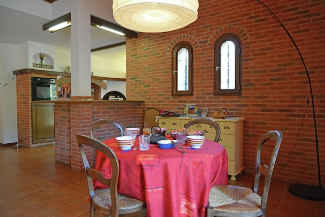 Villa in Le Boulou mit Hügelblick, Le Boulou