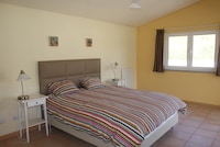 Ferienhaus in Covas mit Pool und Natur