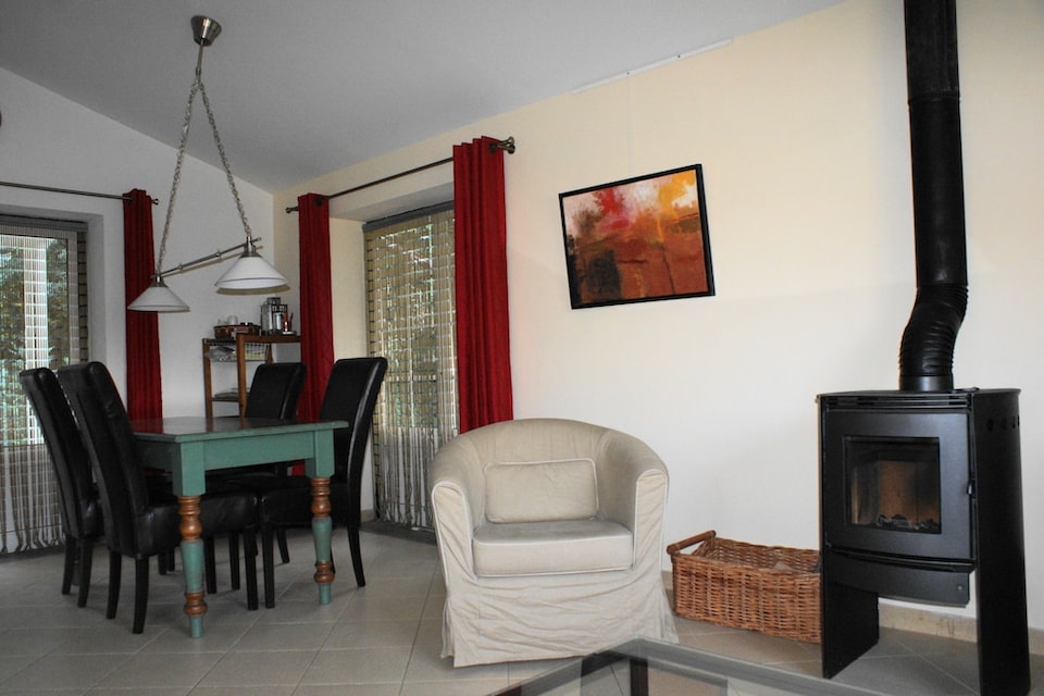 Idyllic Country Cottage with Forest, Tábua Municipality